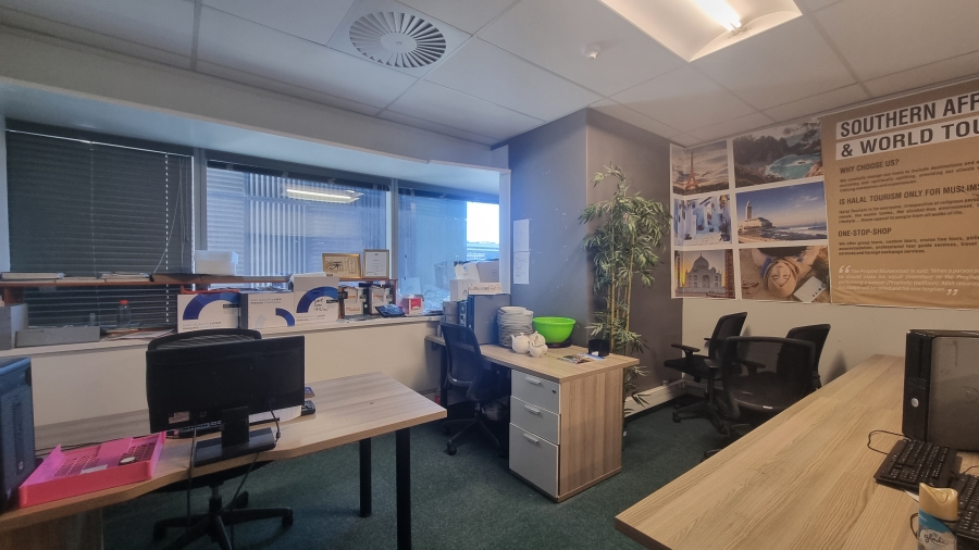 To Let Commercial Property for Rent in Foreshore Western Cape